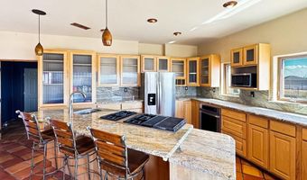 606 Weleka Ln, Carlsbad, NM 88220