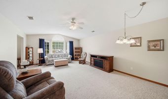 2503 Lakewood Dr, Adrian, MI 49221