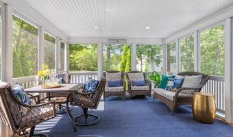 33 Highland Ave, Ayer, MA 01432
