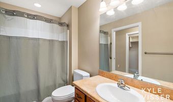892 Bridge Crest Dr SE, Ada, MI 49301