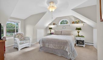 2 Perkins Ave, Amityville, NY 11701