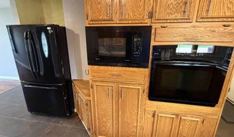 401 4th St, Bath, SD 57427