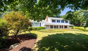 83 Peach Tree Ln, Bristol, CT 06010