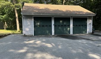 34 Angell Rd, Glocester, RI 02814
