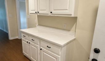 4271 Mt Olivet Rd, Batesville, MS 38606