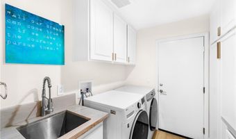 8125 E Oxley Ct, Anaheim, CA 92808