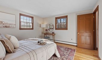 8 Heald Rd, Acton, MA 01720