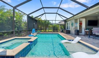 7702 PARADISO Dr, Apollo Beach, FL 33572