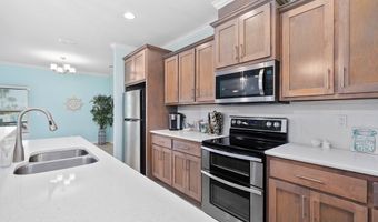 1074 S BAY St, Aransas Pass, TX 78336