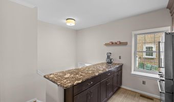 938 S ROLFE St, Arlington, VA 22204