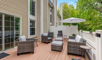 403 Timberbrooke Dr C, Bedminster, NJ 07921