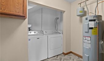 26 Channing St, Newport, RI 02840