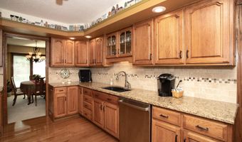 2133 Polk Dr, Ames, IA 50010