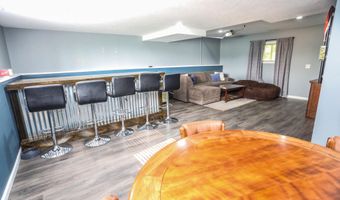 12907 Prairiewood Dr, Aberdeen, SD 57401