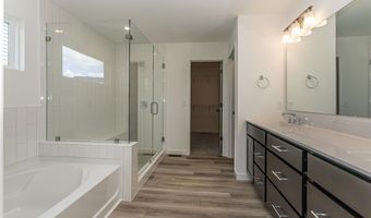 6730 Snowy Owl Ln, Affton, MO 63123