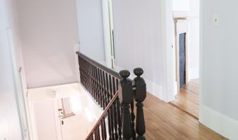 22 E Chestnut St, Augusta, ME 04330