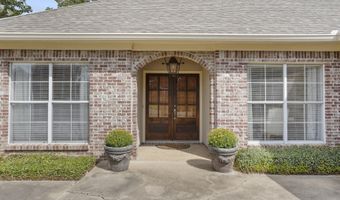 1019 Riverchase North Dr, Brandon, MS 39047