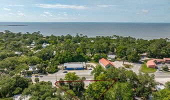 229 Highway 98, Apalachicola, FL 32320