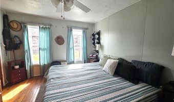 1918 S Commercial St, Aransas Pass, TX 78336