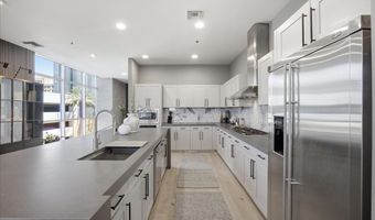 4575 Dean Martin Dr 307, Las Vegas, NV 89103