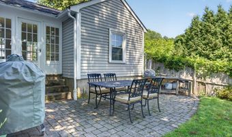 90 Lowell St, Andover, MA 01810