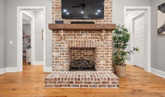 445 Brazos Dr, Brandon, MS 39047