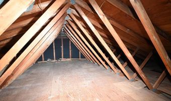 6820 COLBURN Dr, Annandale, VA 22003