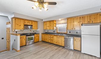 823 Washington St N, Auburn, ME 04210