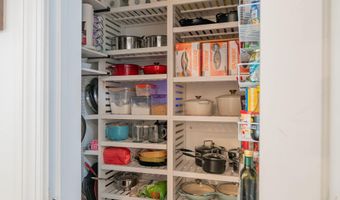 32 Pleasant Hill Rd, Falmouth, ME 04105