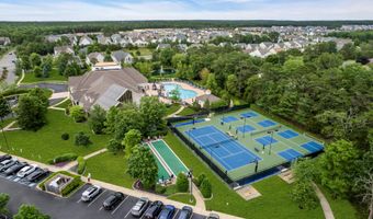 31 Twilight Dr, Barnegat, NJ 08005