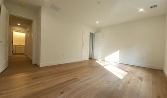 635 E Bay Ave, Barnegat, NJ 08005