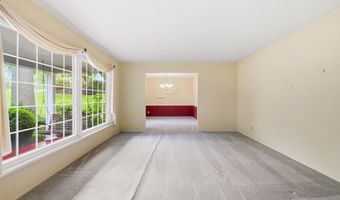 259 White Tree Ln, Ballwin, MO 63011