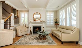 15 Castle St 9, East Greenwich, RI 02818
