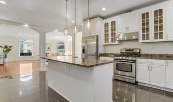 1615 S OAKLAND St, Arlington, VA 22204