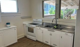 3232 Brokaw St, Honolulu, HI 96815