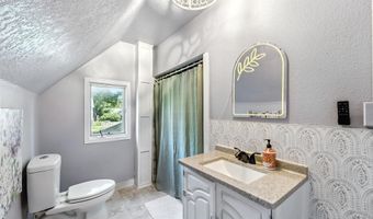 1507 Searle St, Des Moines, IA 50317
