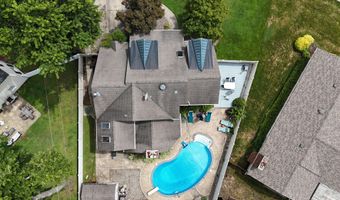 40 North Cir, Aberdeen, NJ 07747