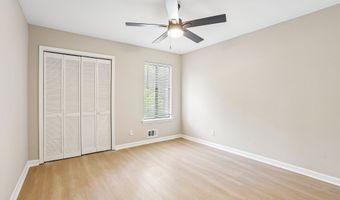 5497 Gibson Dr, Acworth, GA 30102