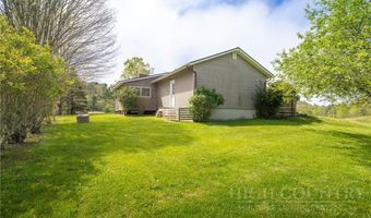 762 George Eggers Rd, Banner Elk, NC 28604