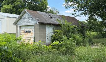 222 S 5th St, Albion, IL 62806
