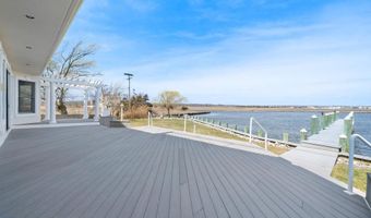 1100 ISLAND Dr, Bayville, NJ 08721