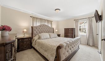 99 Oldfield Ave, Amityville, NY 11701