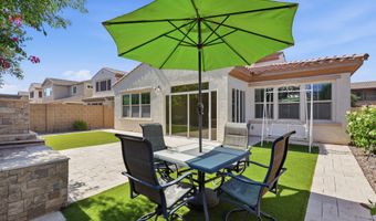 945 W YELLOWSTONE Way, Chandler, AZ 85248