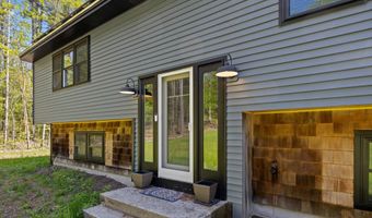 41 Elk Dr, Bedford, NH 03110