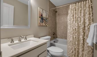 172 Northill Dr F, Amherst, NY 14221