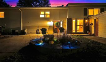 633 Meadow Pl, Ames, IA 50010