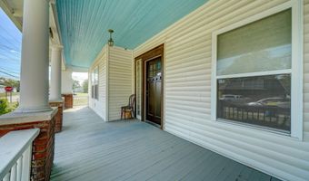 805 N Indiana Ave, Auburn, IN 46706