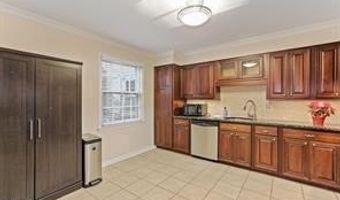 4809 SANGAMORE Rd #6, Bethesda, MD 20816