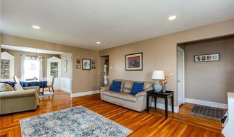 26 Dover Ave, East Providence, RI 02914