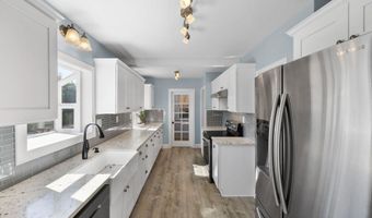 11007 SE MCCREARY Ln, Boring, OR 97009